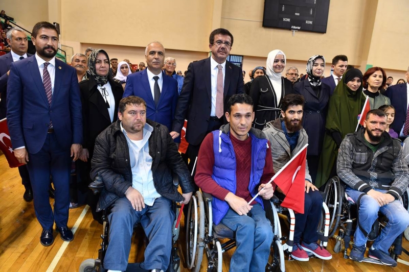 Toplu Konut İdaresi Başkanlığı ve Aile ve Sosyal Politikalar Bakanlığı 786 konut teslim etti