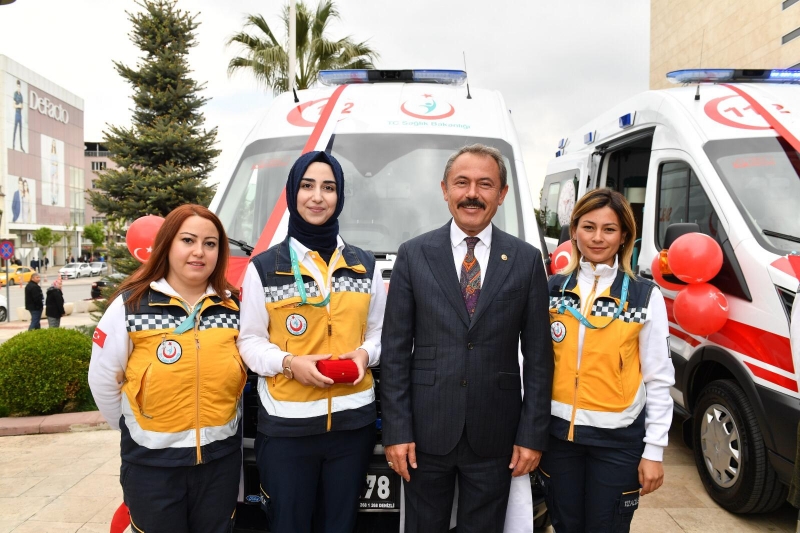 AK Partili Şahin Tin, Denizli Sağlığa yeni hekim müjdesi;    