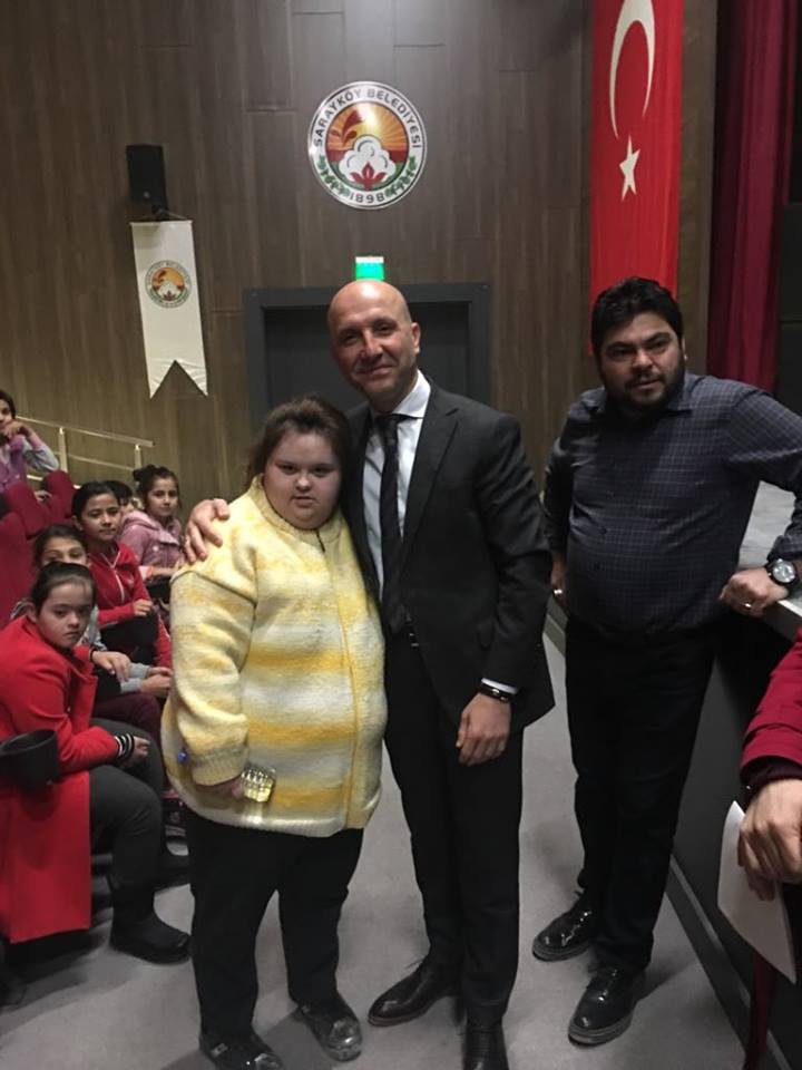 Başkan Özbaş’ın Öğrenciler ile Sinema Mutluluğu 