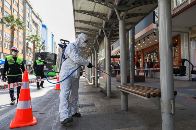 Büyükşehir corona önlemlerini artırdı