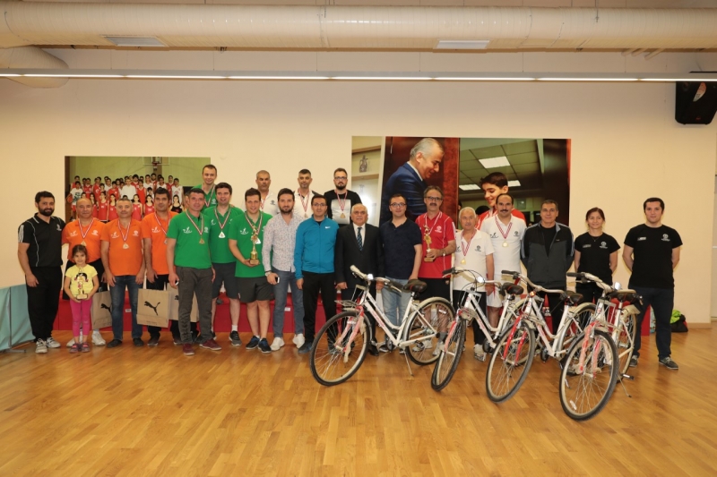 Büyükşehir'de masa tenisi turnuvası heyecanı