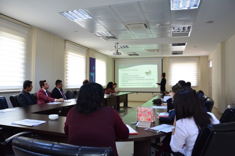 DENİZLİ İŞKUR’DA ENGELLİ VE ESKİ HÜKÜMLÜLERE YÖNELİK KENDİ İŞİNİ KURMA HİBE DESTEKLERİ ANLATILDI