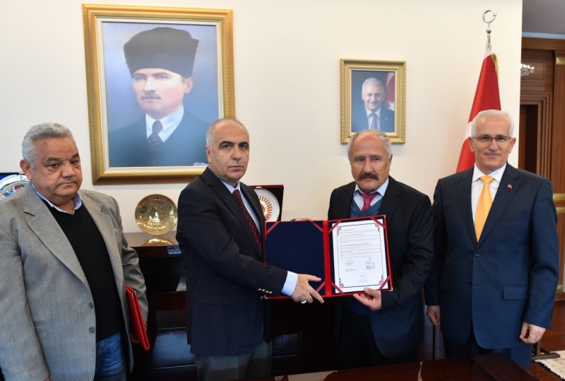 EĞİTİME HAYIRSEVER KATKISI DEVAM EDİYOR