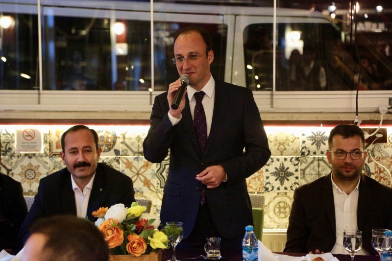 GENÇLER İÇİN 24 SAAT MESAİ