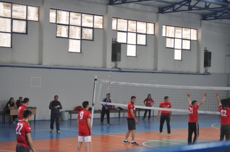           GENÇLİK VE SPOR HAFTASINDA VOLEYBOL COŞKUSU