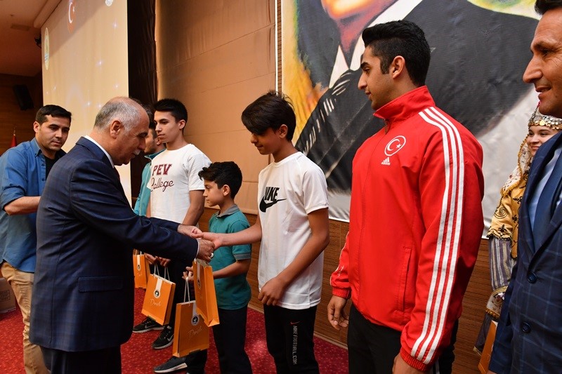 Gurur Kaynağı Öğrencilerimiz Ödüllendirildi