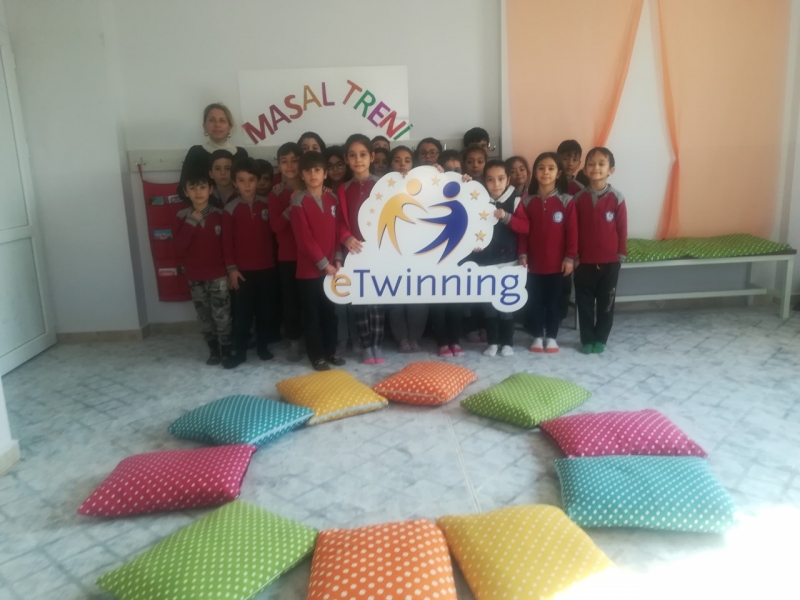 Hayallerindeki Yolculuklara “Masal Treni” ile Çıkıyorlar