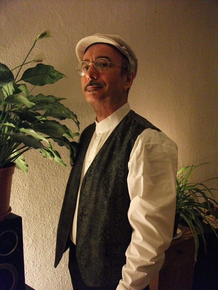 '' HAYATIMI MÜZİĞE ADADIM ''	   