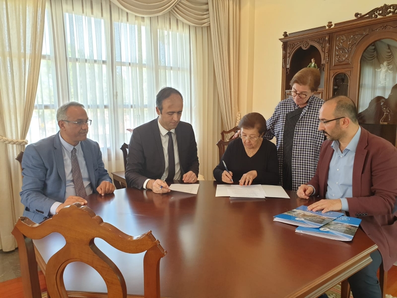 İKİNCİ YOĞUN BAKIM ÜNİTESİ İÇİN HAYIRSEVERİMİZE TEŞEKKÜRLER