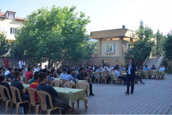 İlim Yayma Cemiyetinde Mezuniyet Heyecanı