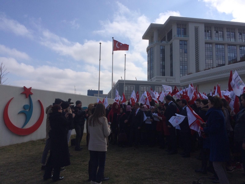 KAMU HASTANESİ GİBİ ÇALIŞAN PARASIZ HİZMET VEREN ÖZEL HASTANE GELİYOR