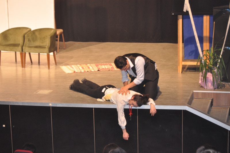 “KARIM BALIM PETEĞİM” OYUNU BÜYÜLEDİ