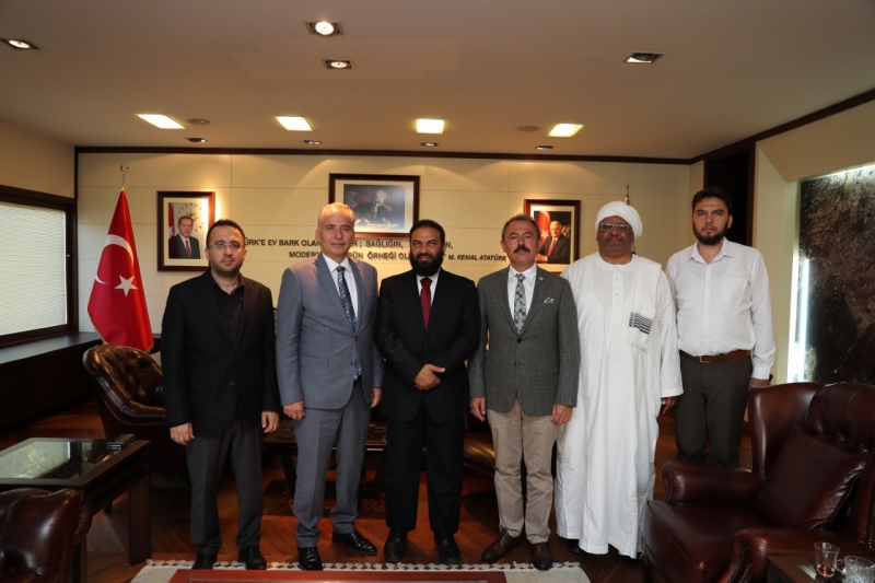 Katarlı heyetten Başkan Osman Zolan’a ziyaret