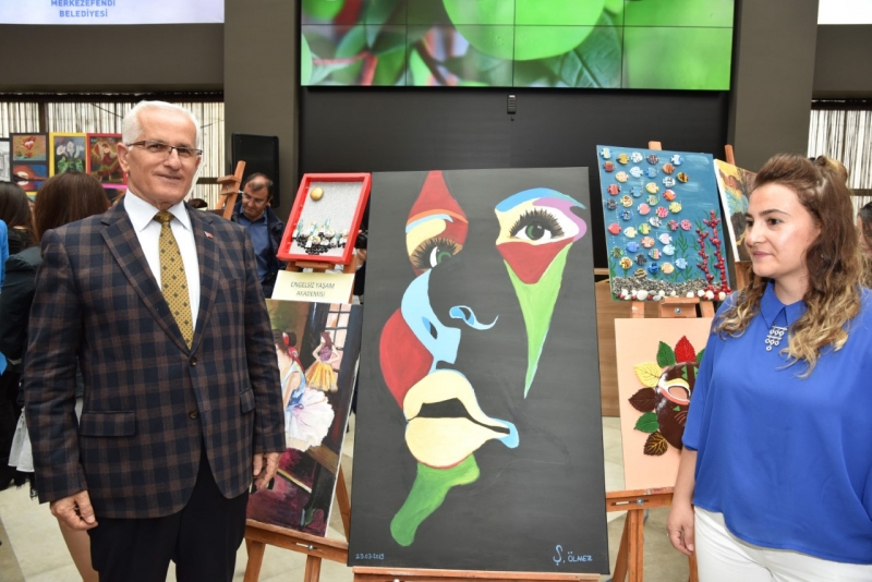 Merkezefendi Halk Eğitimi Merkezi Müdürlüğü Yıl Sonu Sergisi Açıldı