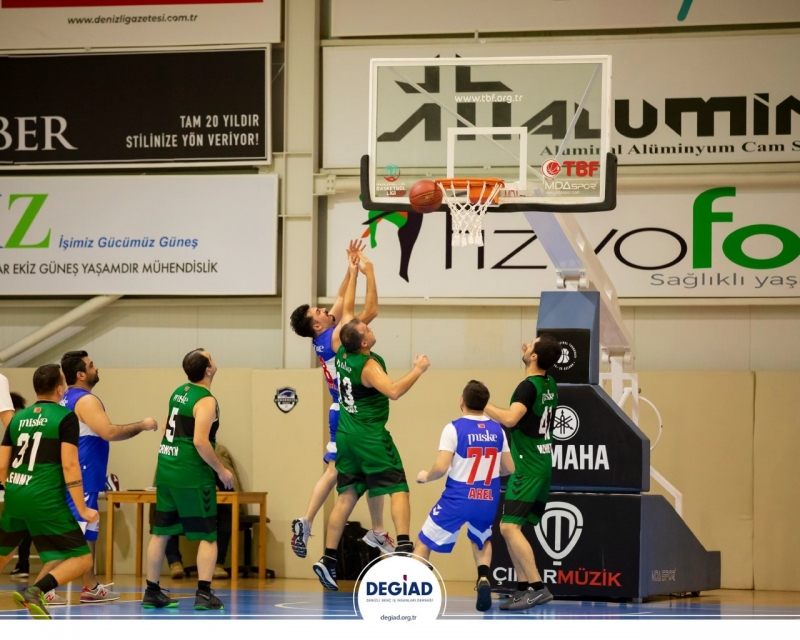 Mücadeleler göz kamaştırıyor