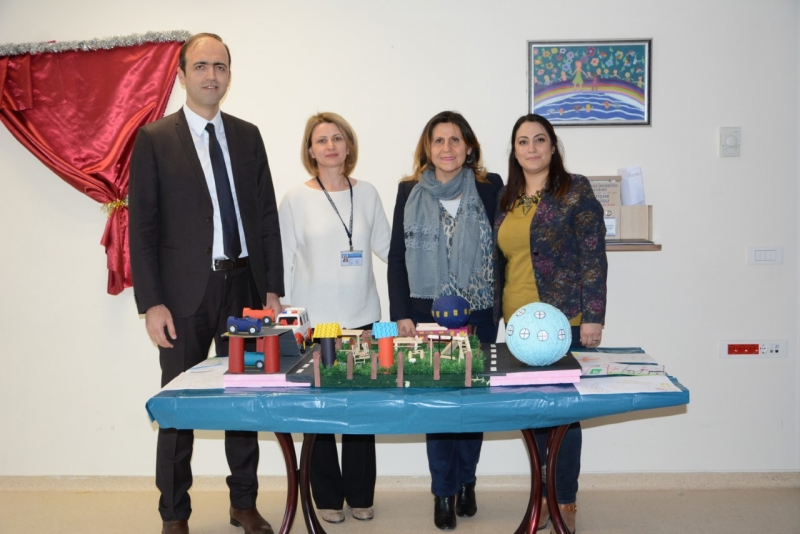 Öğrenciler Hasta Çocuklara Moral Oldu