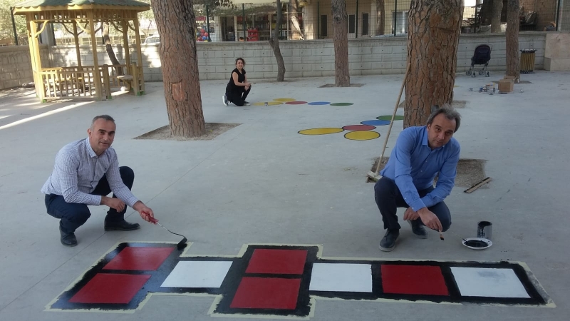 ÖĞRETMEN FEDAKARDIR!