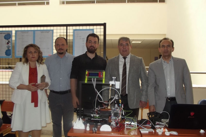 PAÜ Eğitim Fakültesi Öğrencisi 3D Yazıcı Yaptı