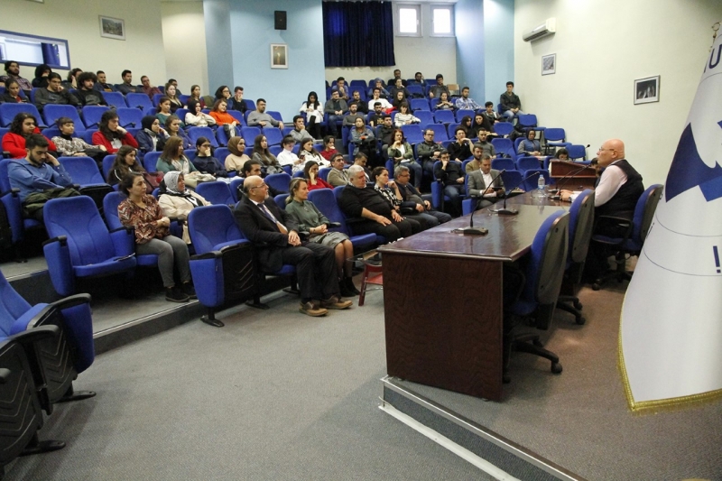 PAÜ’de Atatürk Konuşuldu