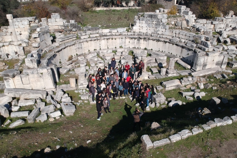 PAÜ’lü Yabancı Öğrenciler Stratonikeia Antik Kenti ve Marmaris’i Gezdi