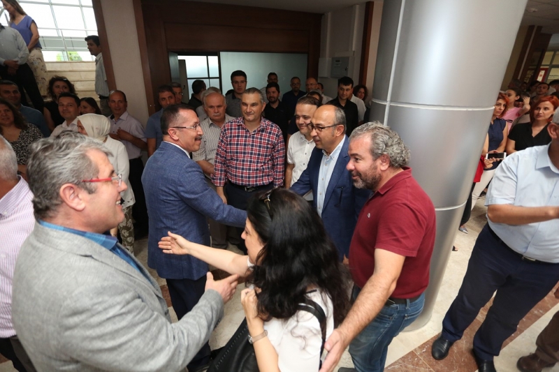 Rektör Bağ PAÜ Personeli ile Bayramlaşma Merasiminde Bir Araya Geldi