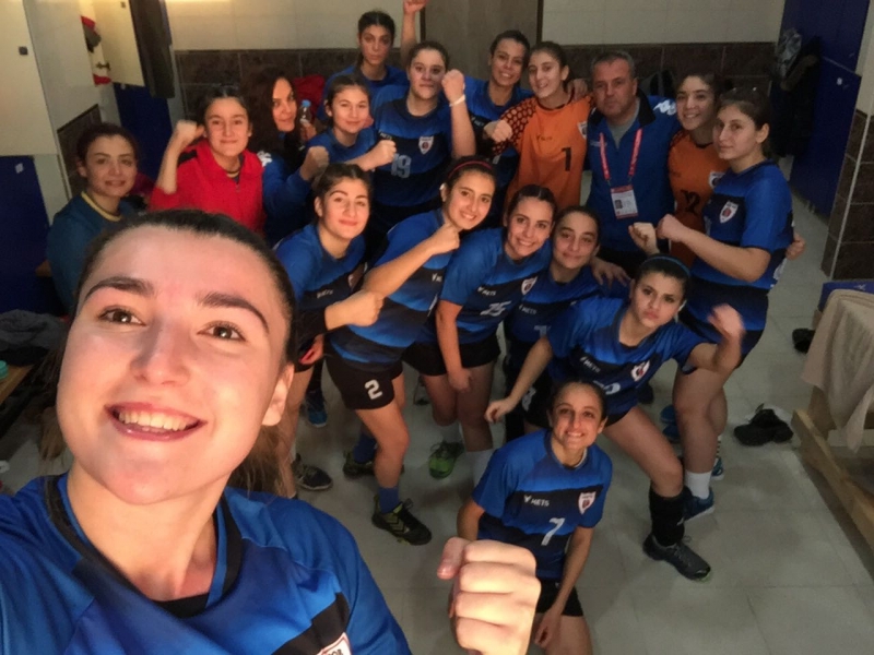 “SARAYIN SULTANLARI” ZİRVEDE