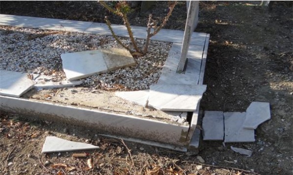 SARAYKÖY İLÇE MEZARLIĞINDA ŞOK