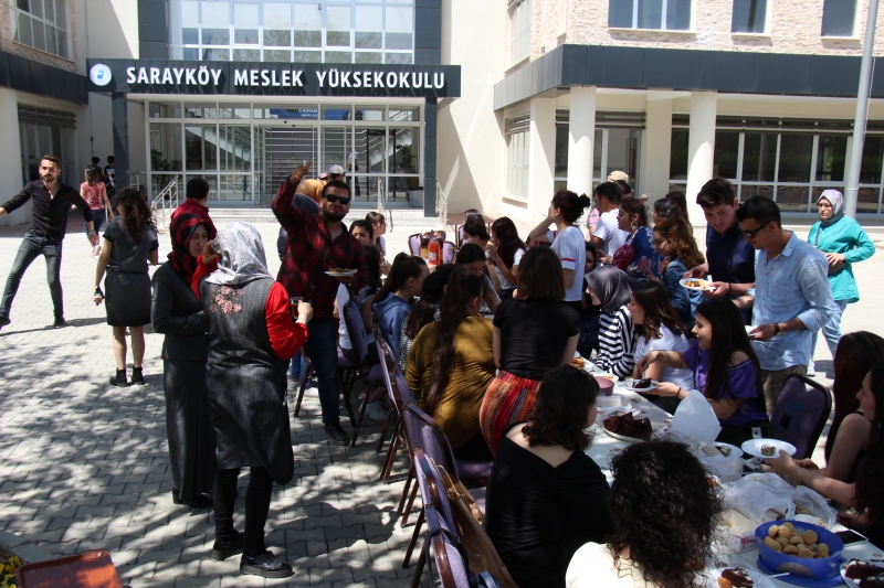 SARAYKÖY MESLEK YÜKSEKOKULU’NDA AİLE SICAKLIĞI