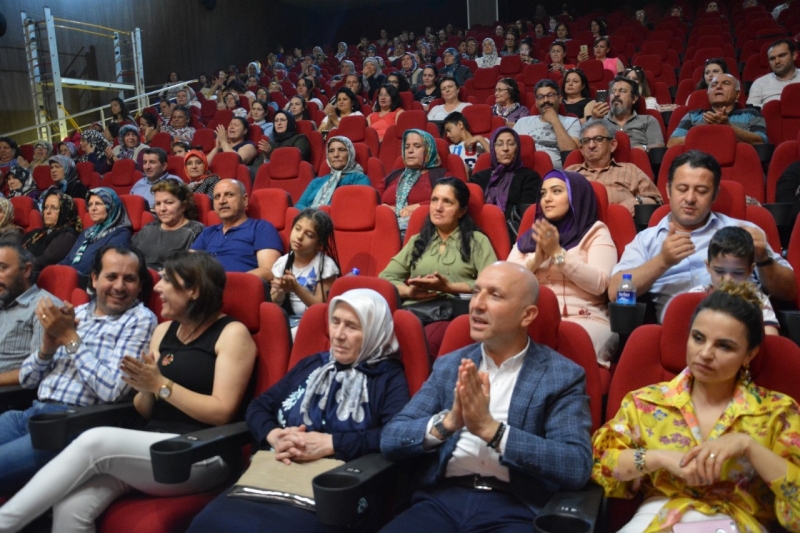 Sarayköylü anneler doyasıya eğlendi