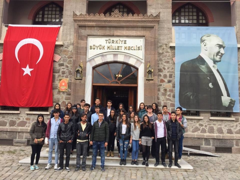 SARAYKÖYLÜ ÖĞRENCİLERİMİZ ATA’NIN HUZURUNDA