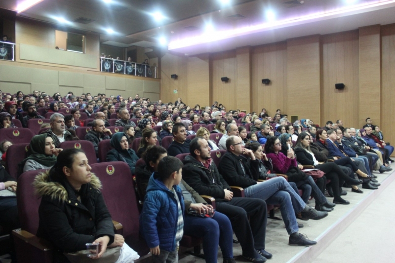 TED DENİZLİ KOLEJİ GİRİŞ VE BURSLULUK SINAVI REKOR KATILIM İLE GERÇEKLEŞTİ