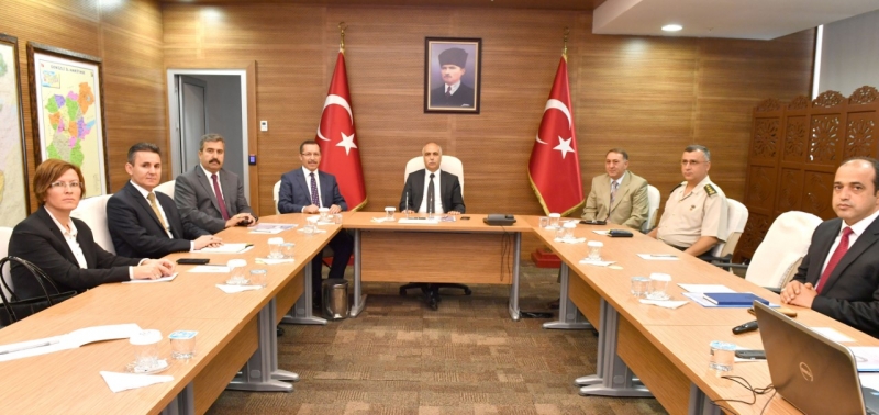 ÜNİVERSİTE GÜVENLİK TOPLANTISI YAPILDI