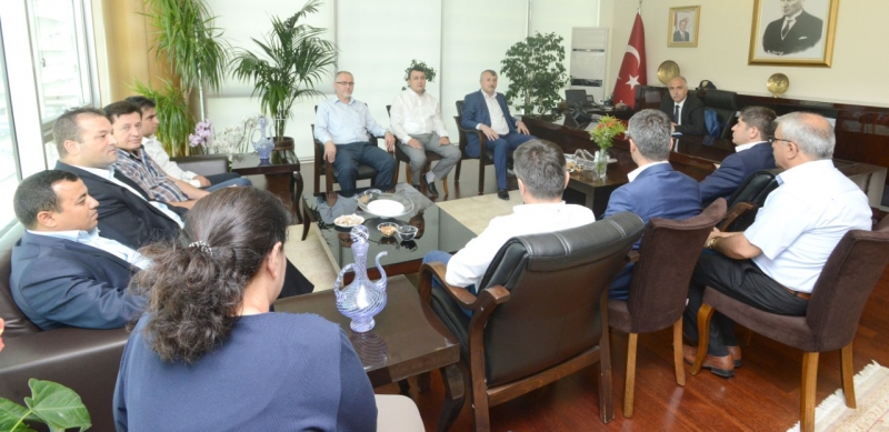 VALİ KARAHAN, MEMUR-SEN İL TEMSİLCİSİ VE 11 İŞ KOLU TEMSİLCİSİNİ KABUL ETTİ