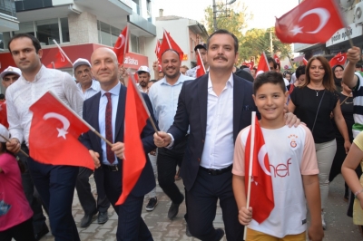 15 Temmuz gecesinde Sarayköy’de gökyüzünde hilal ve yıldız birleşme