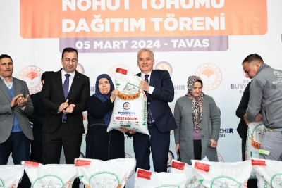16 ilçede 563 çiftçi 7000 dekar alanda 70 ton nohut tohumunu toprakla buluşturacak