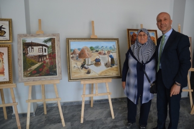 72 yaşındaki Huriye Geniş,  'okumanın yaşı yoktur' Dedirtti