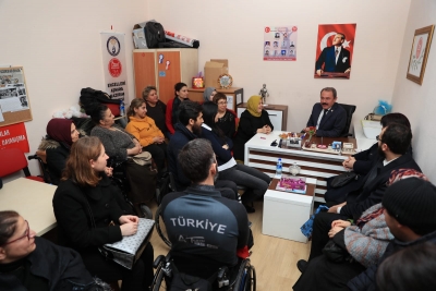 AK Parti Denizli Milletvekili Şahin Tin’den “Özel İnsanlar”a ziyaret