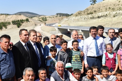 Bakan Zeybekci ve Vali Karahan Çameli Yolunda İncelemelerde Bulundu