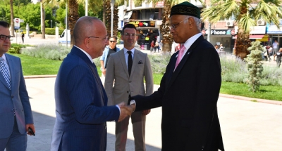 Bangladeş Halk Cumhuriyeti Ankara Büyükelçisi Mosud Mannan, Vali Ali Fuat Atik’i makamında ziyaret etti!