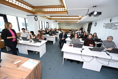 BAŞKAN ERDOĞAN, KURSİYERLERE BAŞARILAR DİLEDİ