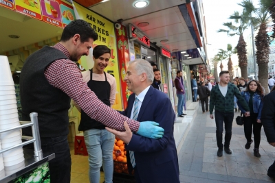 Başkan Osman Zolan'a Sevgi Seli