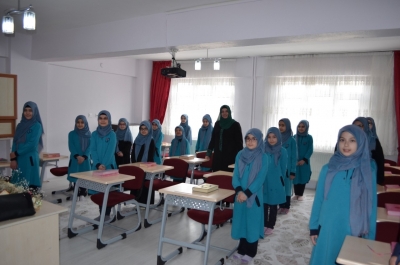 Başkan Yardımcısı Prof. Dr. Huriye Martı, Kur’an Kurs’larını Ziyaret Etti