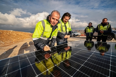 Büyükşehir hizmet destanları yazmaya devam ediyor, Ege’nin en büyük güneş enerji santra