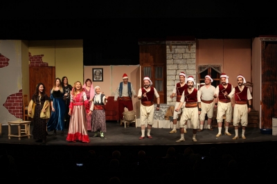 Büyükşehir Tiyatrosu Bir  Tık  Uzağınızda