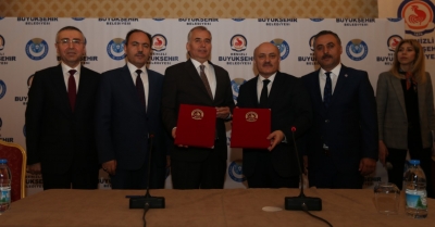 Büyükşehir’de toplu sözleşme sevinci