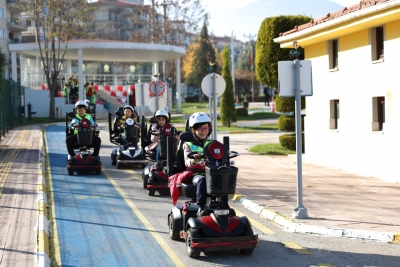 BÜYÜKŞEHİR'DEN 21.500 ATEŞ BÖCEĞİNE TRAFİK EĞİTİMİ