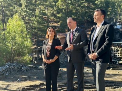 CHP HEYETİ DENİZLİ ACIPAYAM’DA 2 İŞÇİNİN ÖLDÜĞÜ MADEN SAHASINDA!