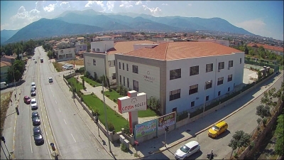 DENİZLİ ÇÖZÜM KOLEJİ SINIFI EVE GÖTÜRDÜ 