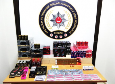 Denizli’de kaçak eşya operasyonu
