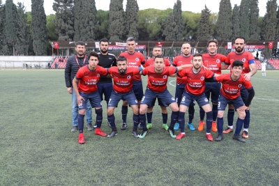 EFELERSPOR ZİRVE YÜRÜYÜŞÜNE DEVAM EDİYOR